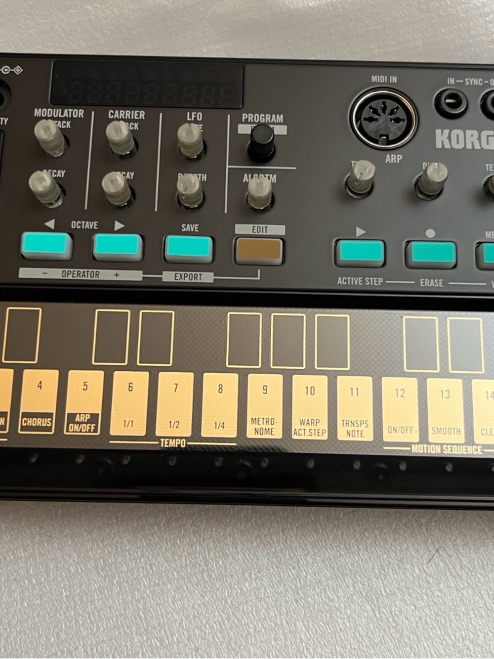 Korg Digital FM Synthesizer Portable NWT